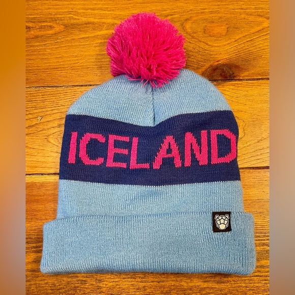Iceland | I Don’t Speak Icelandic | Bobble Beanie | Winter Hat | One Size